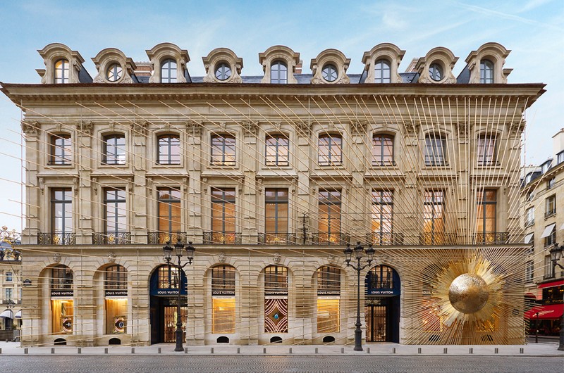 Peter Marino Designed The Graff Luxury Store In Paris